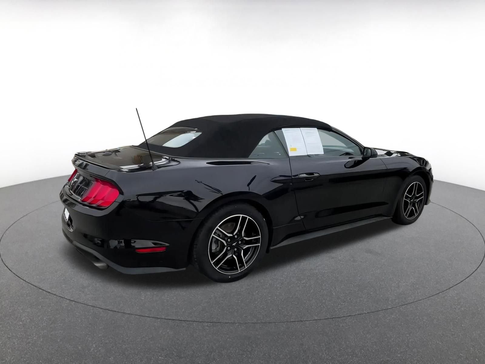 2023 Ford Mustang  15