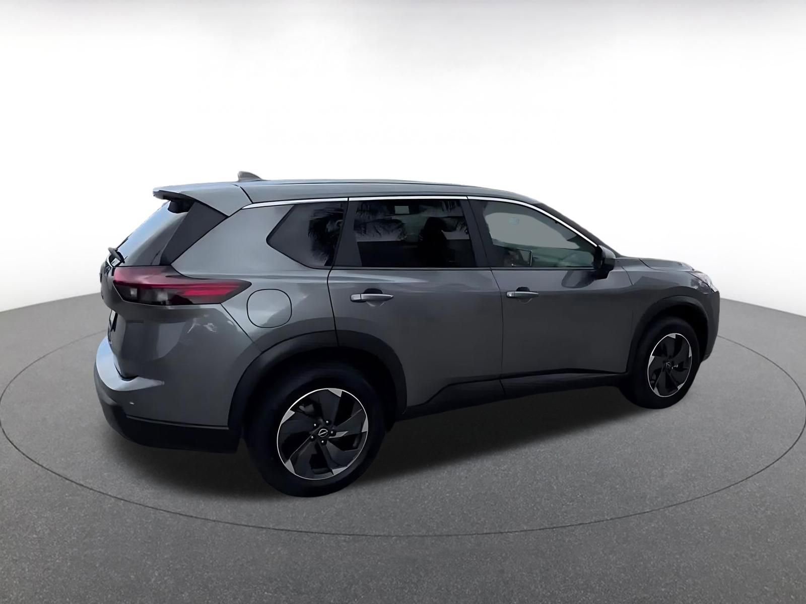 Thumbnail: 2025 Nissan Rogue - 15