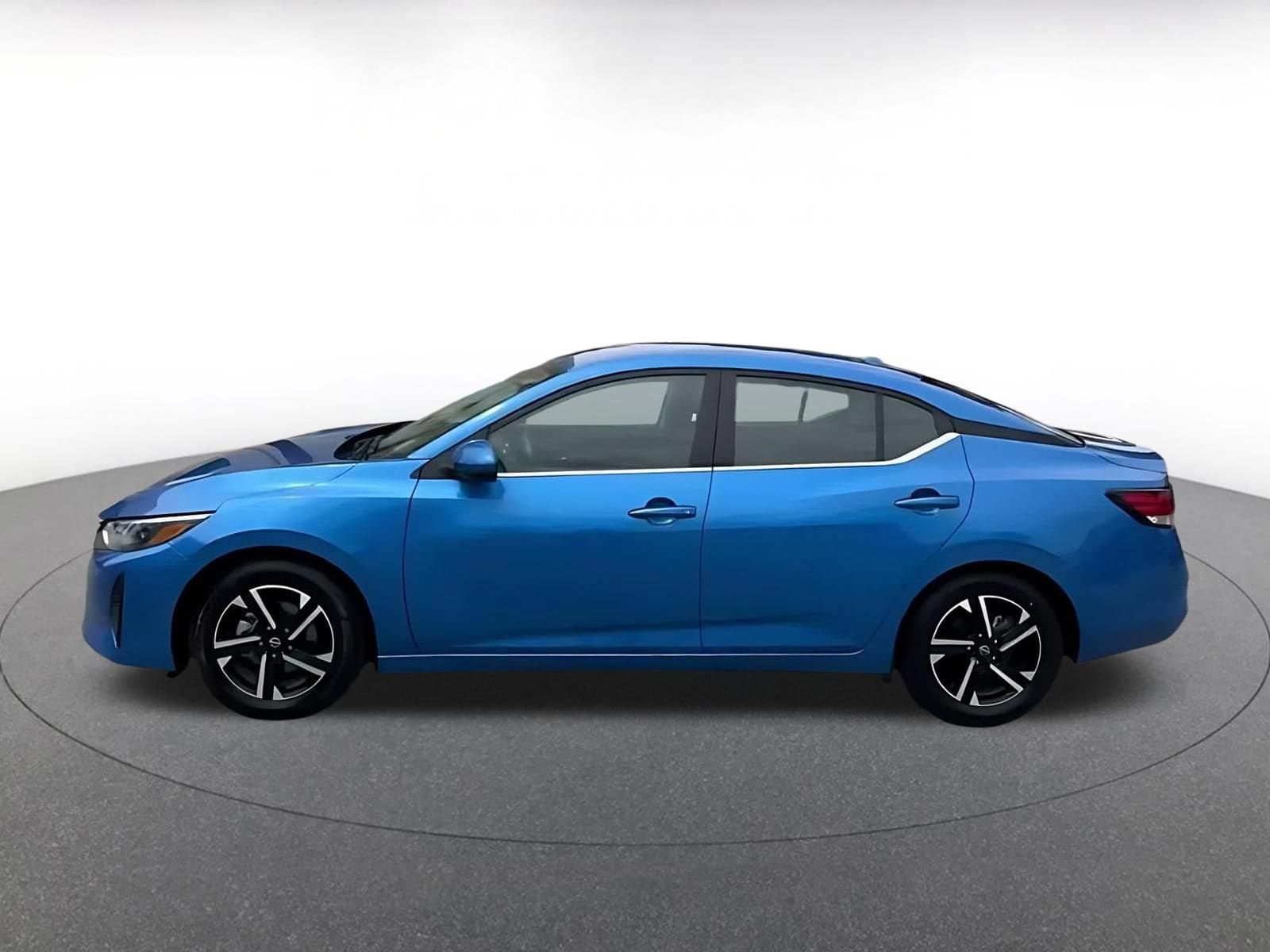 Thumbnail: 2025 Nissan Sentra - 10