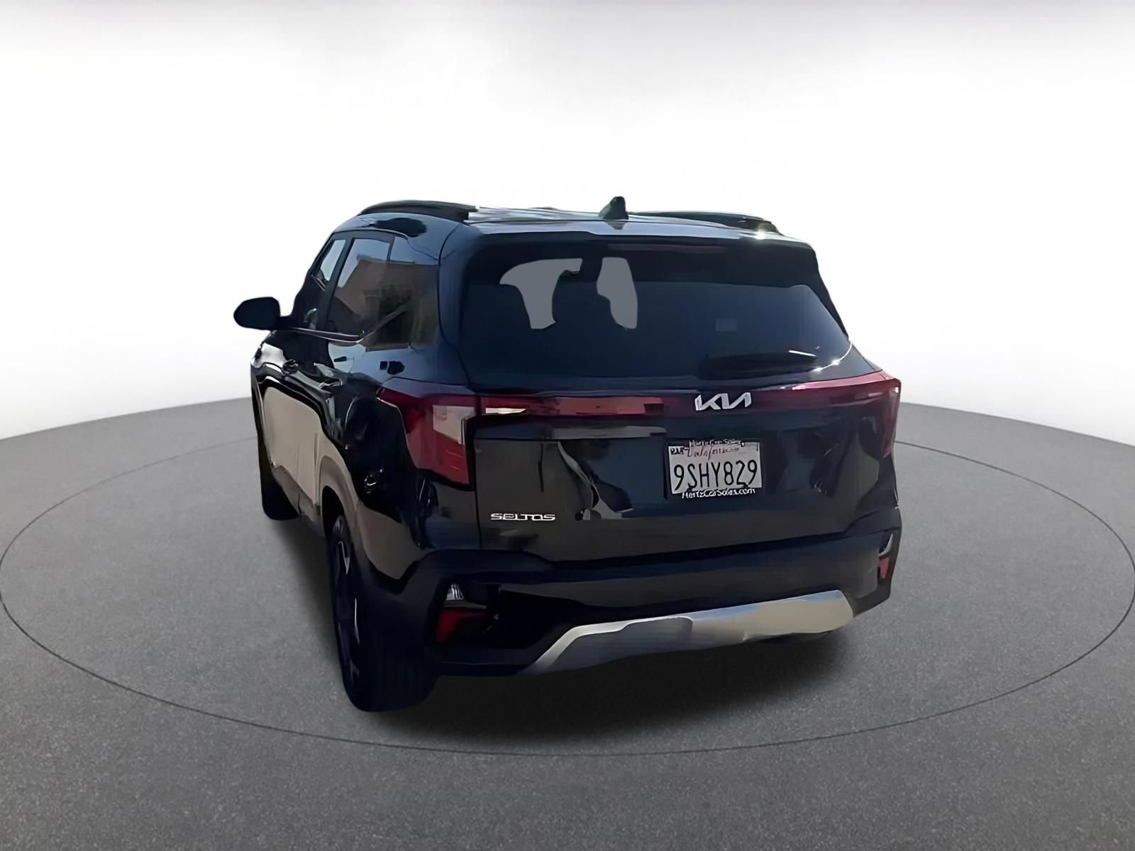 Thumbnail: 2025 Kia Seltos - 10