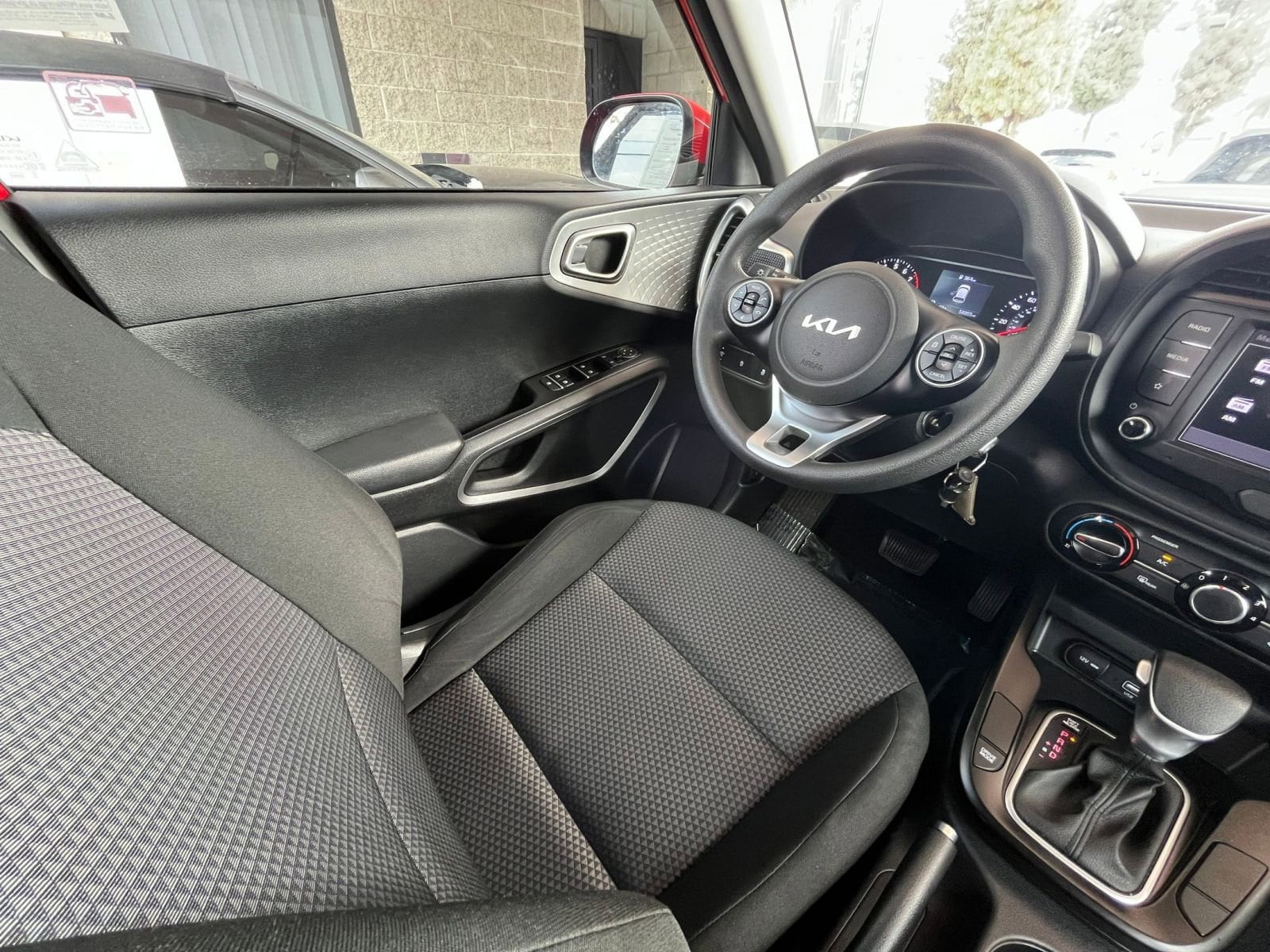Thumbnail: 2022 Kia Soul - 34