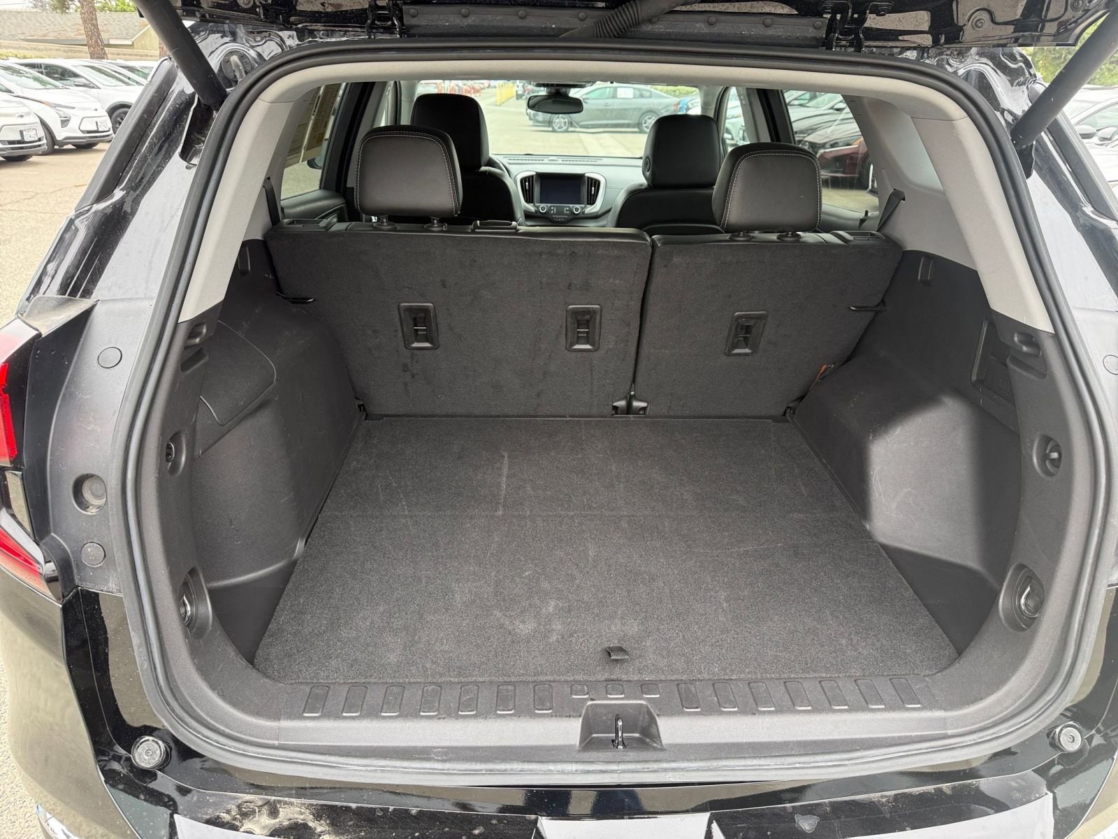 Thumbnail: 2024 GMC Terrain - 27