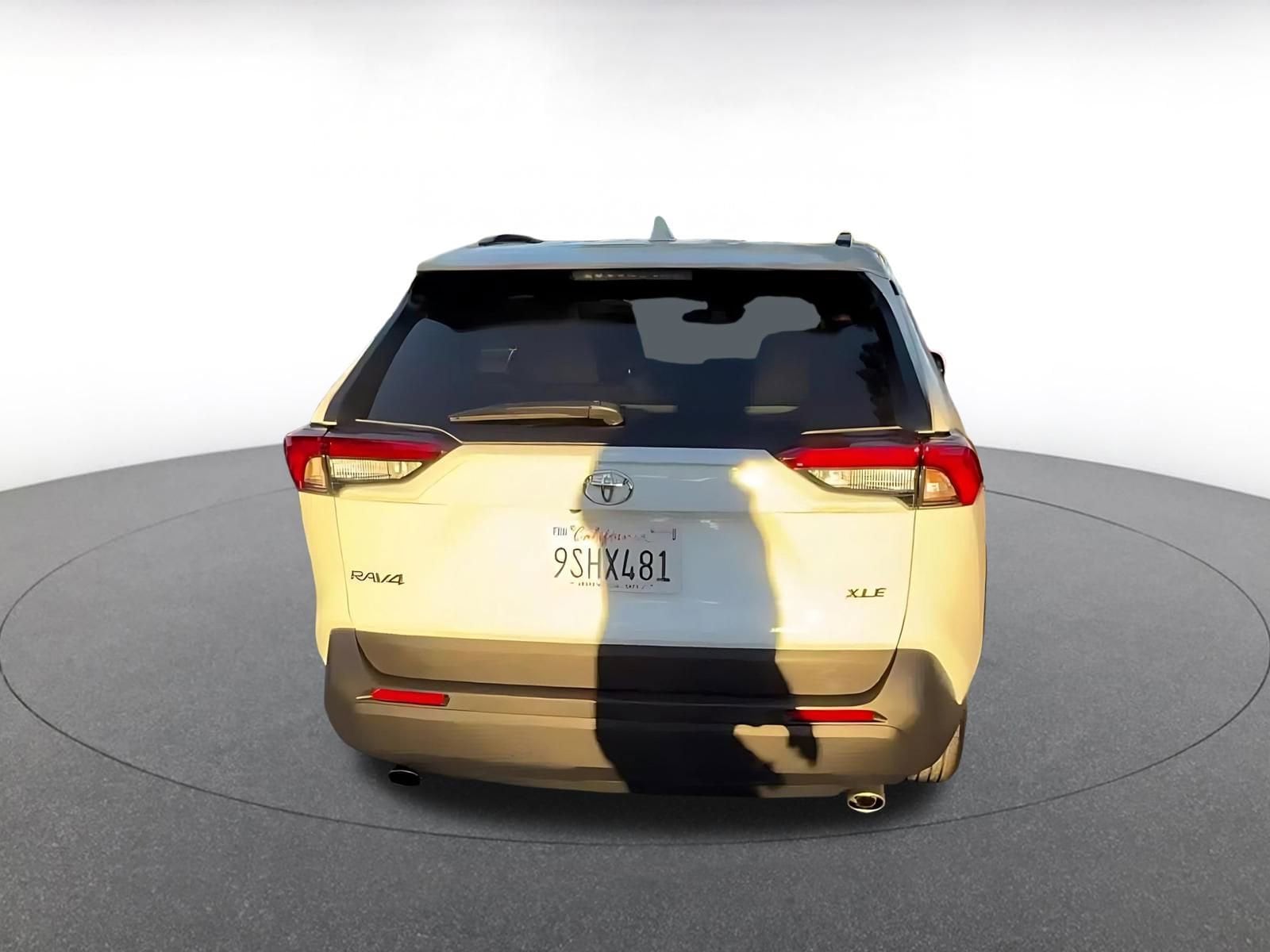 Thumbnail: 2025 Toyota RAV4 - 15