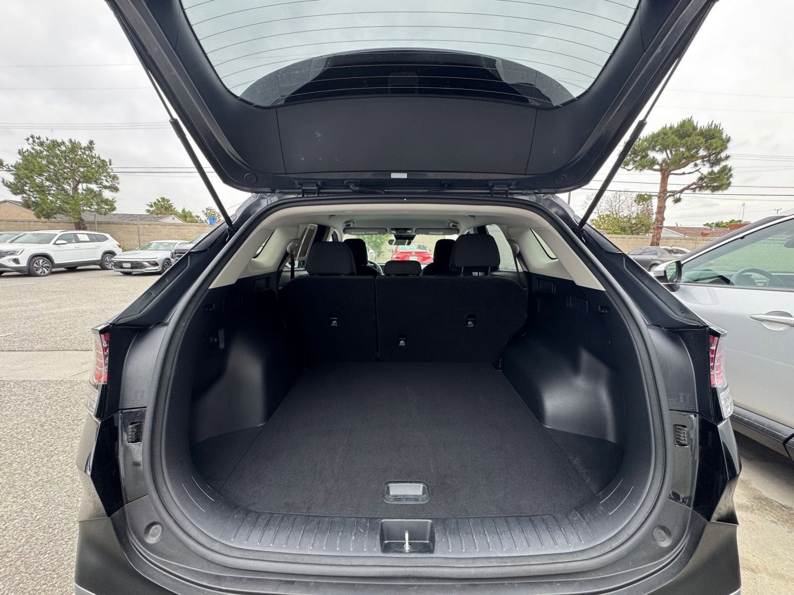 Thumbnail: 2025 Kia Sportage - 30