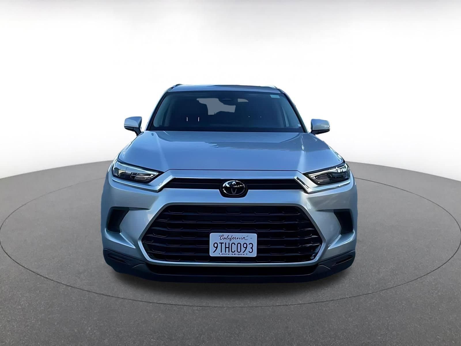 Thumbnail: 2025 Toyota Grand Highlander - 4