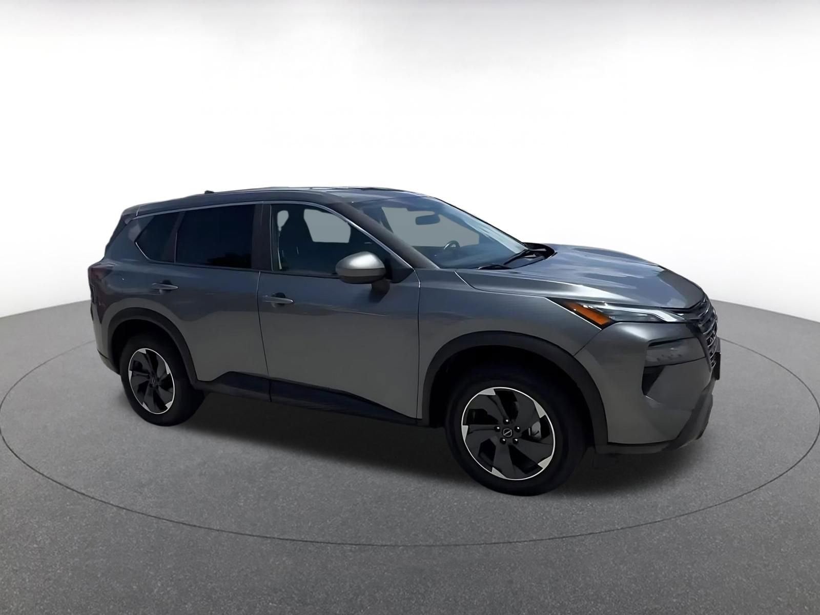 Thumbnail: 2025 Nissan Rogue - 2
