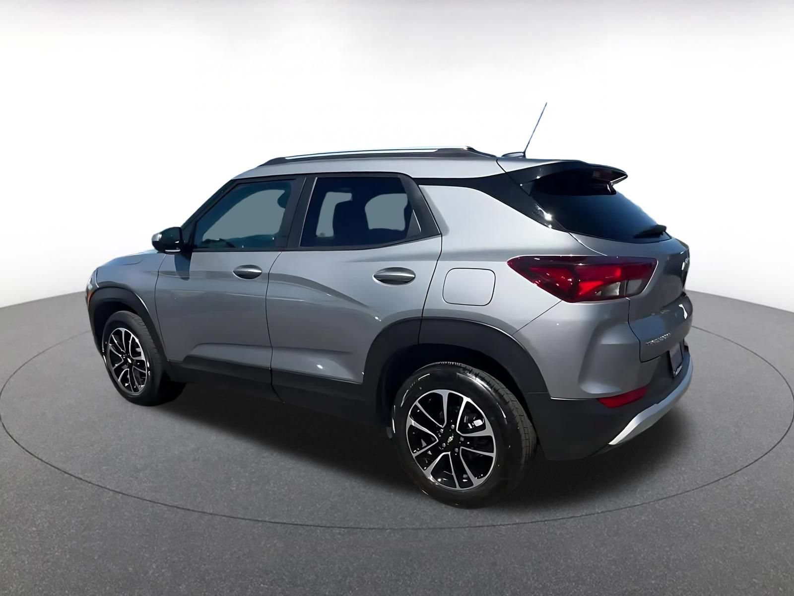 Thumbnail: 2025 Chevrolet TrailBlazer - 10
