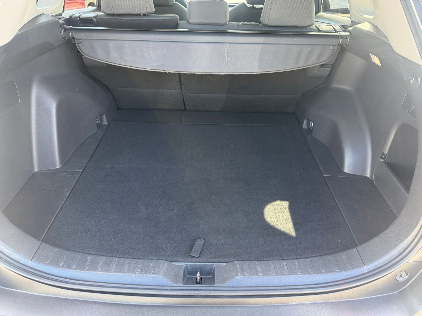 Thumbnail: 2025 Toyota RAV4 - 27