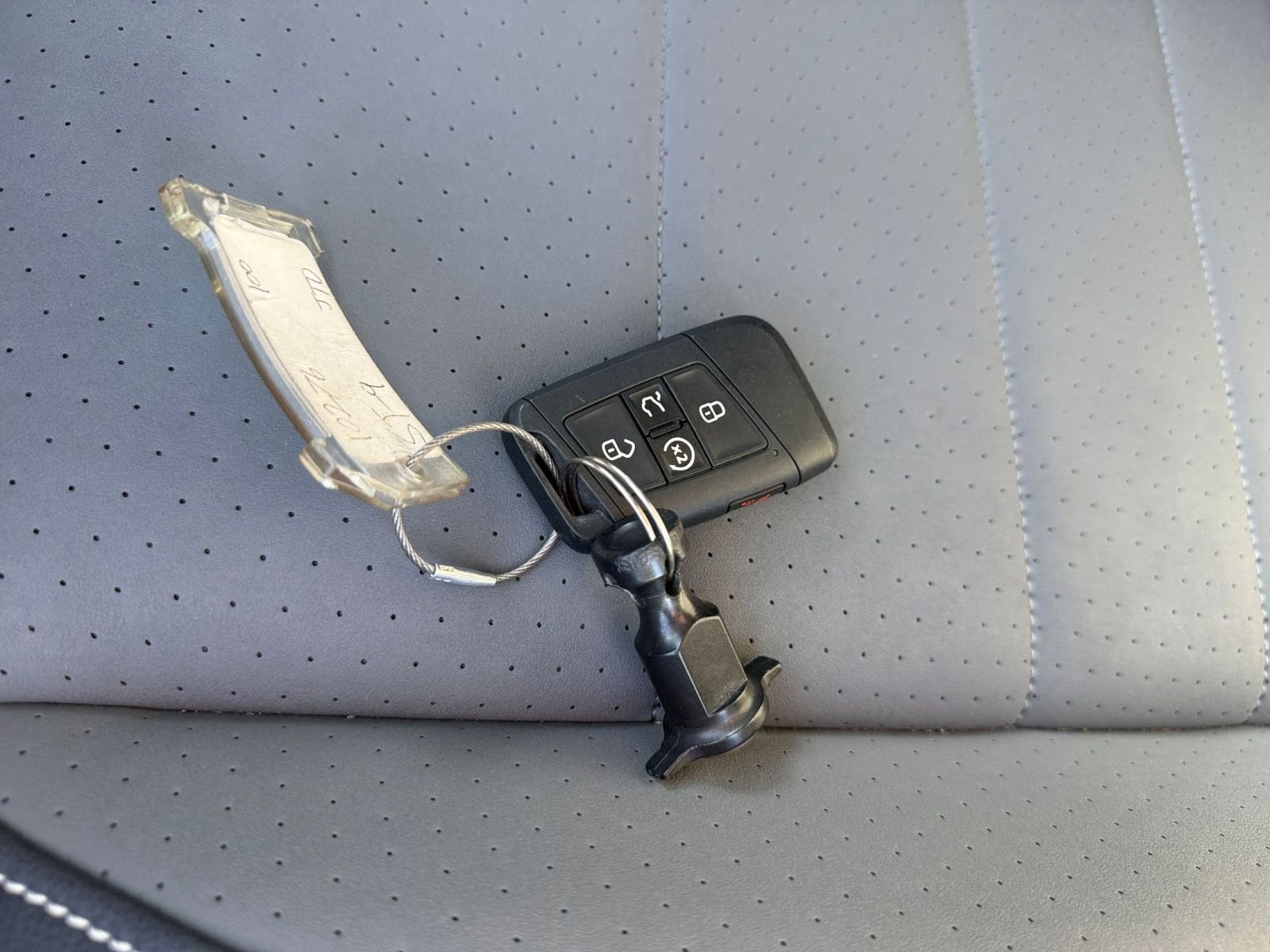 Thumbnail: 2025 Volkswagen Jetta - 21