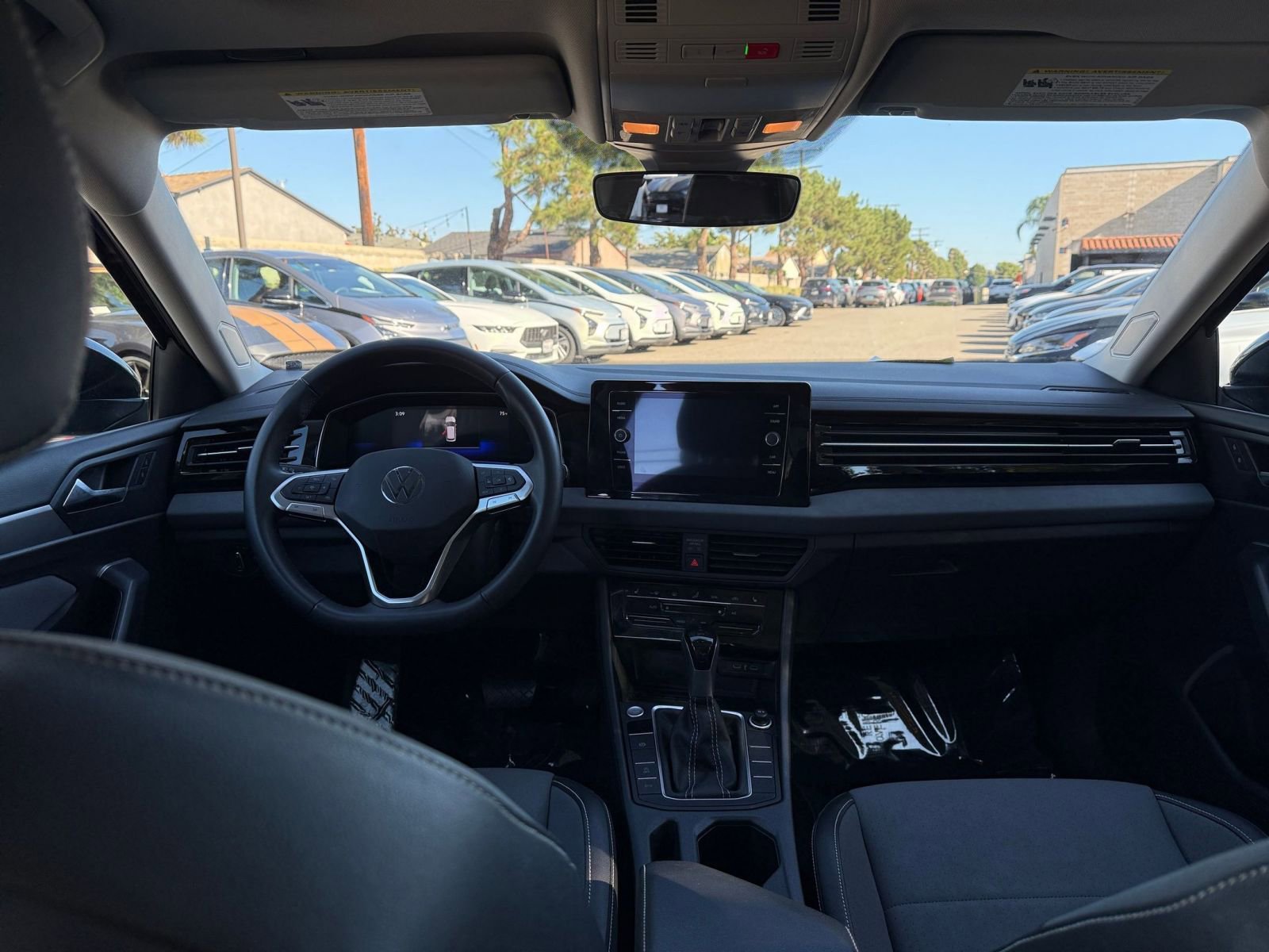 Thumbnail: 2025 Volkswagen Jetta - 29