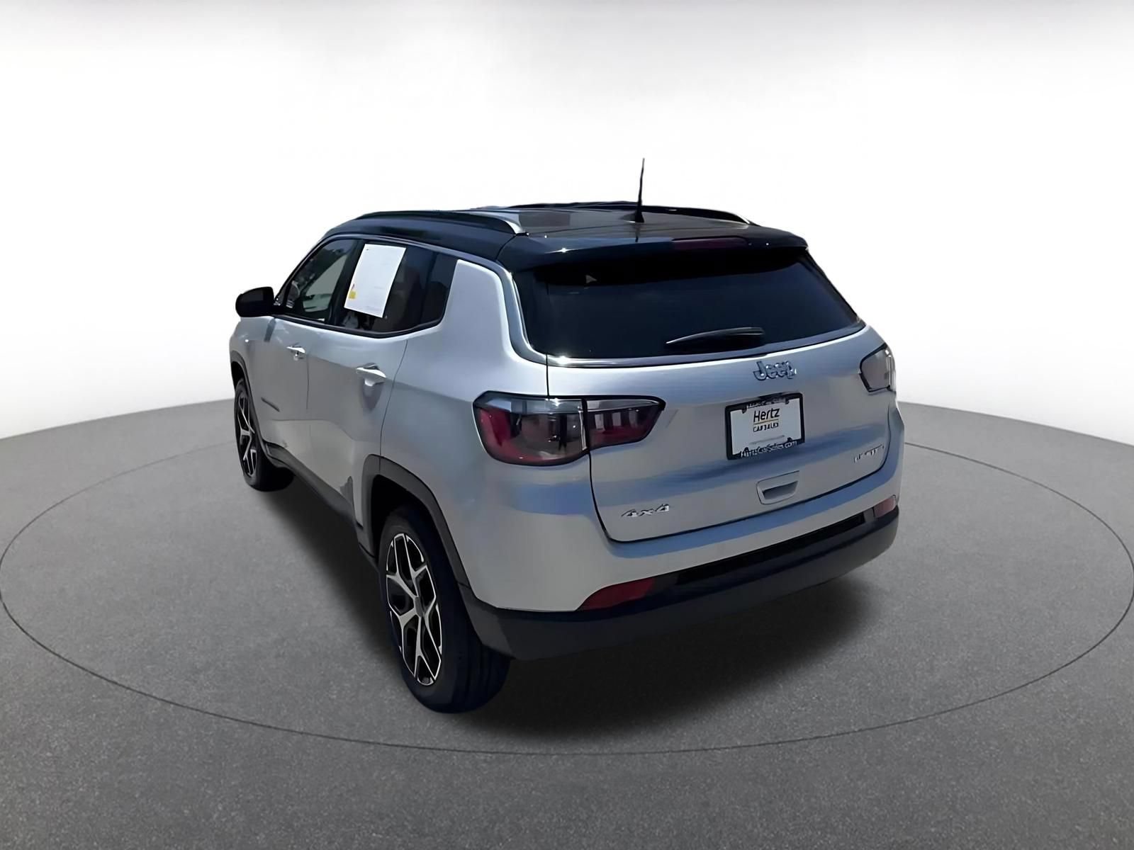Thumbnail: 2025 Jeep Compass - 9