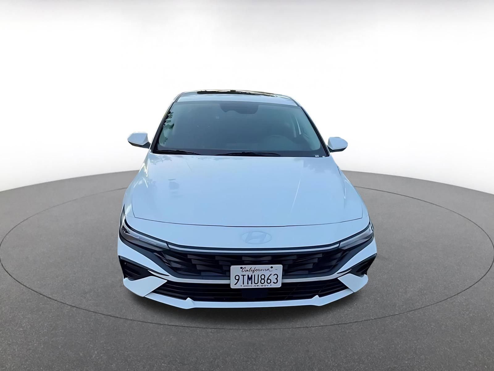 Thumbnail: 2025 Hyundai Elantra - 4