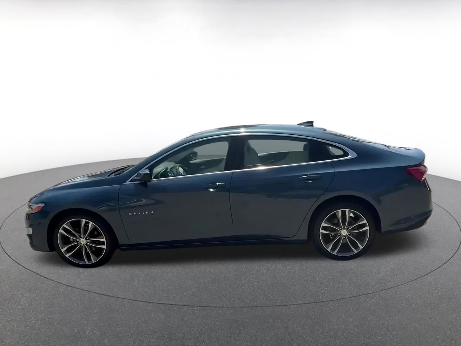 Thumbnail: 2024 Chevrolet Malibu - 8