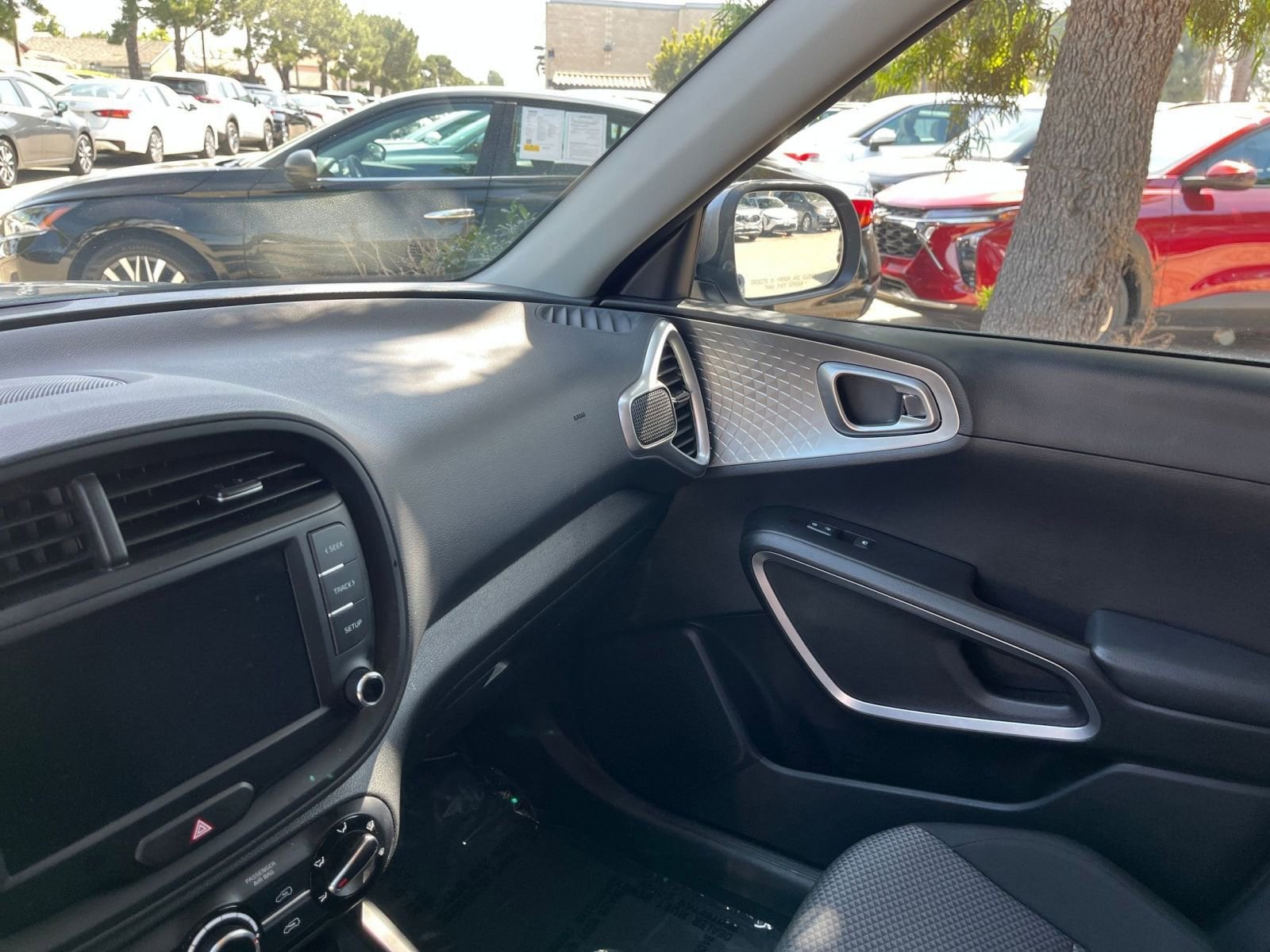 Thumbnail: 2025 Kia Soul - 31