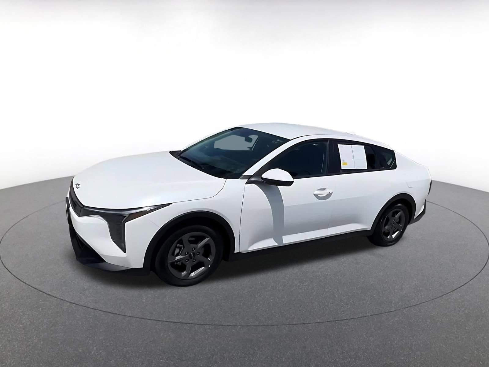 Thumbnail: 2025 Kia K4 - 10