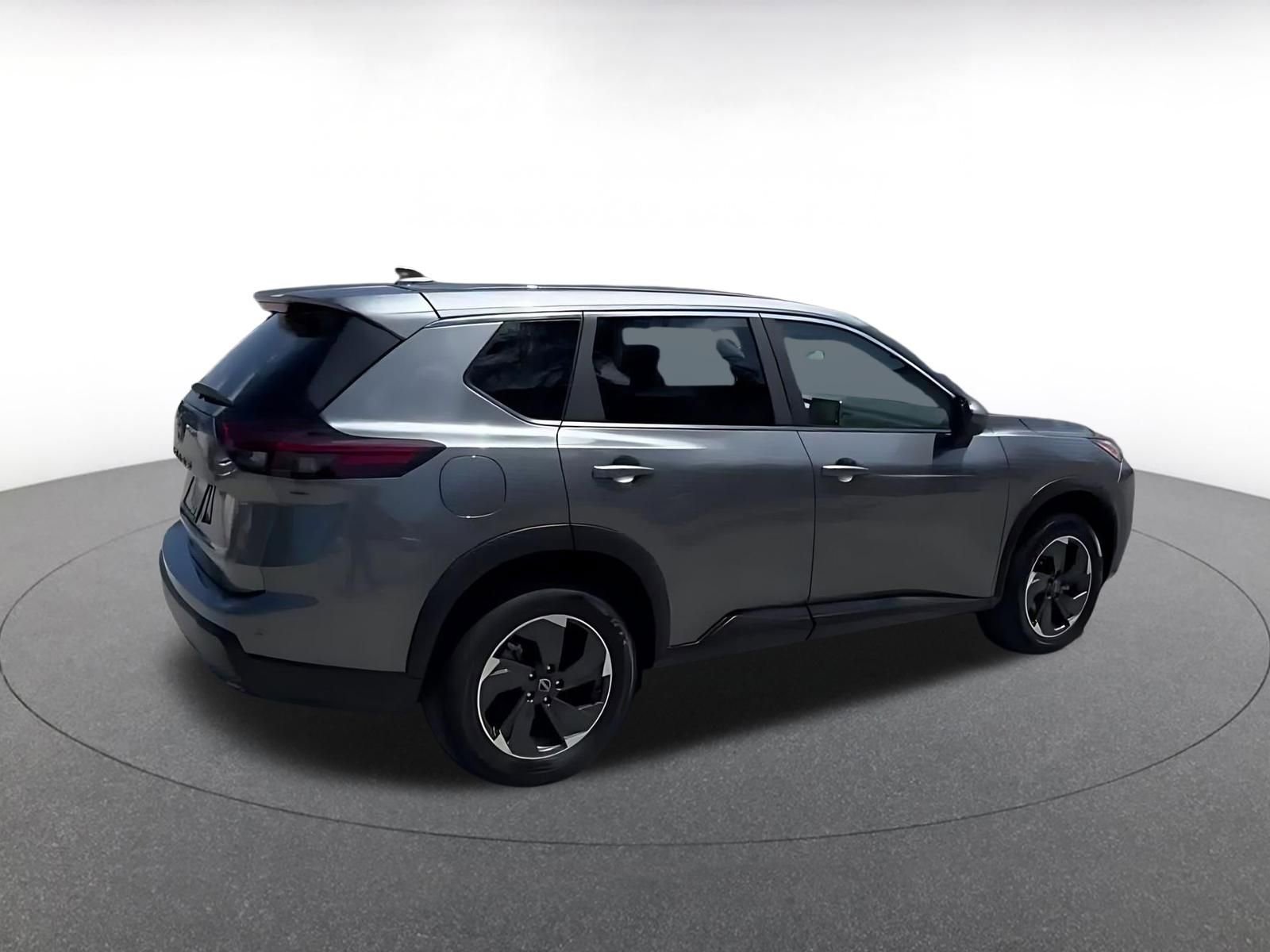Thumbnail: 2025 Nissan Rogue - 15