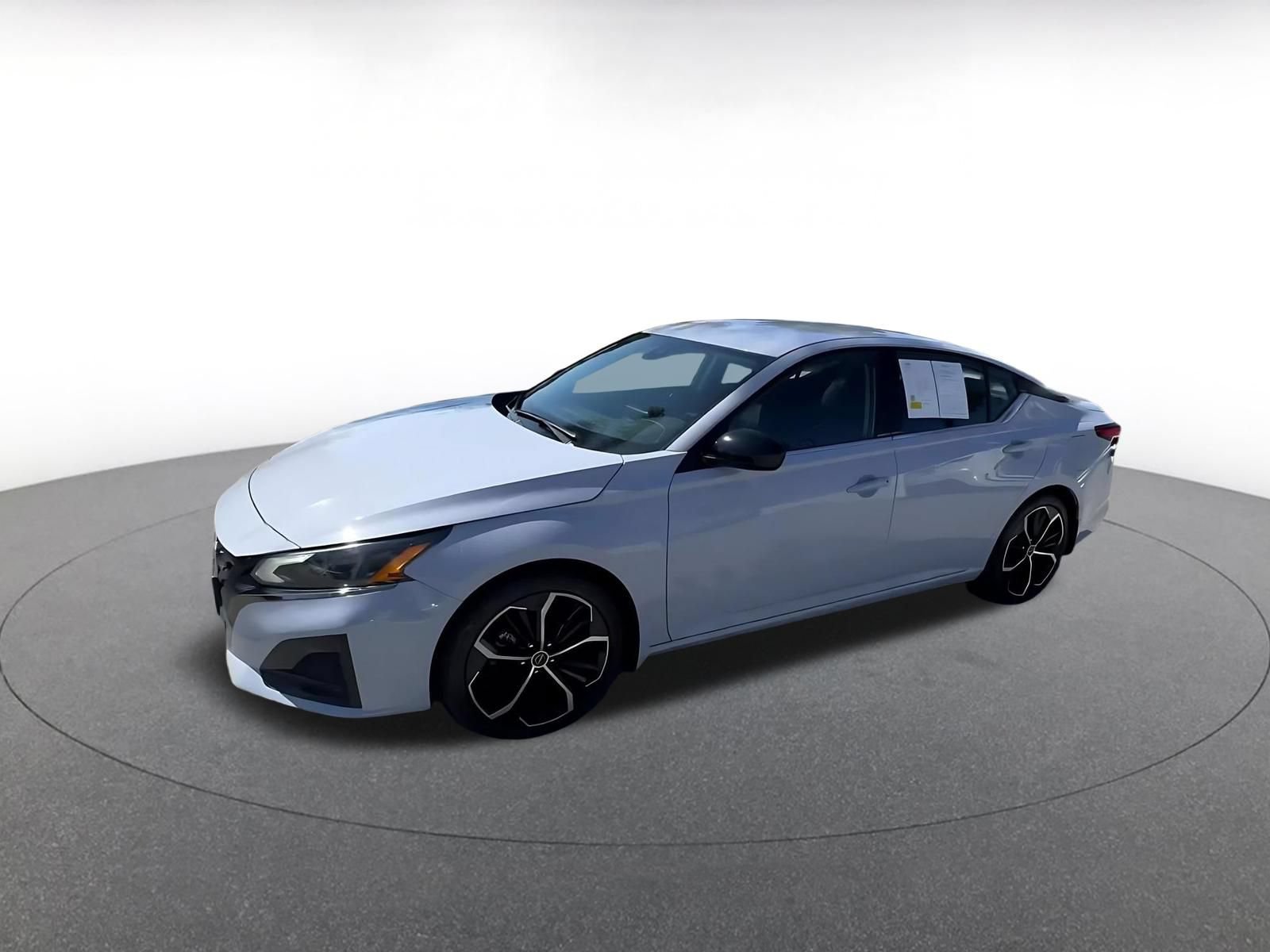 Thumbnail: 2025 Nissan Altima - 8