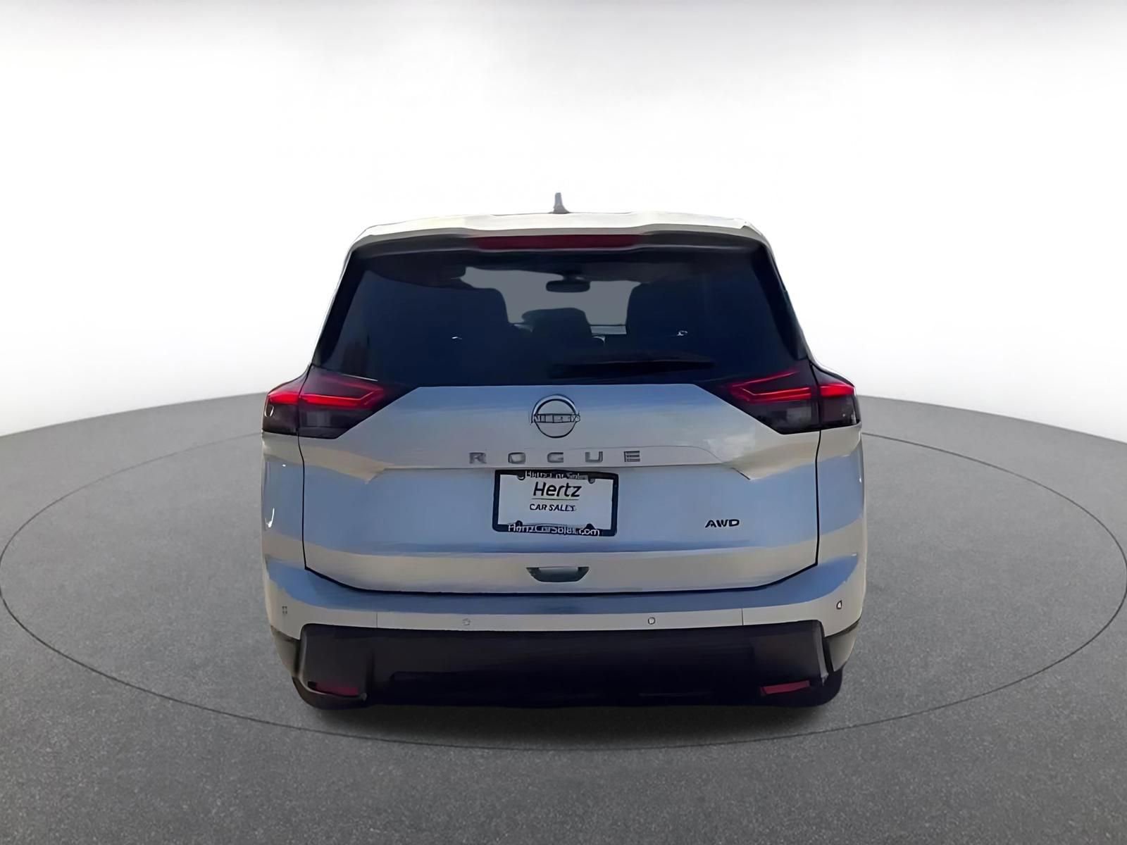 Thumbnail: 2025 Nissan Rogue - 11