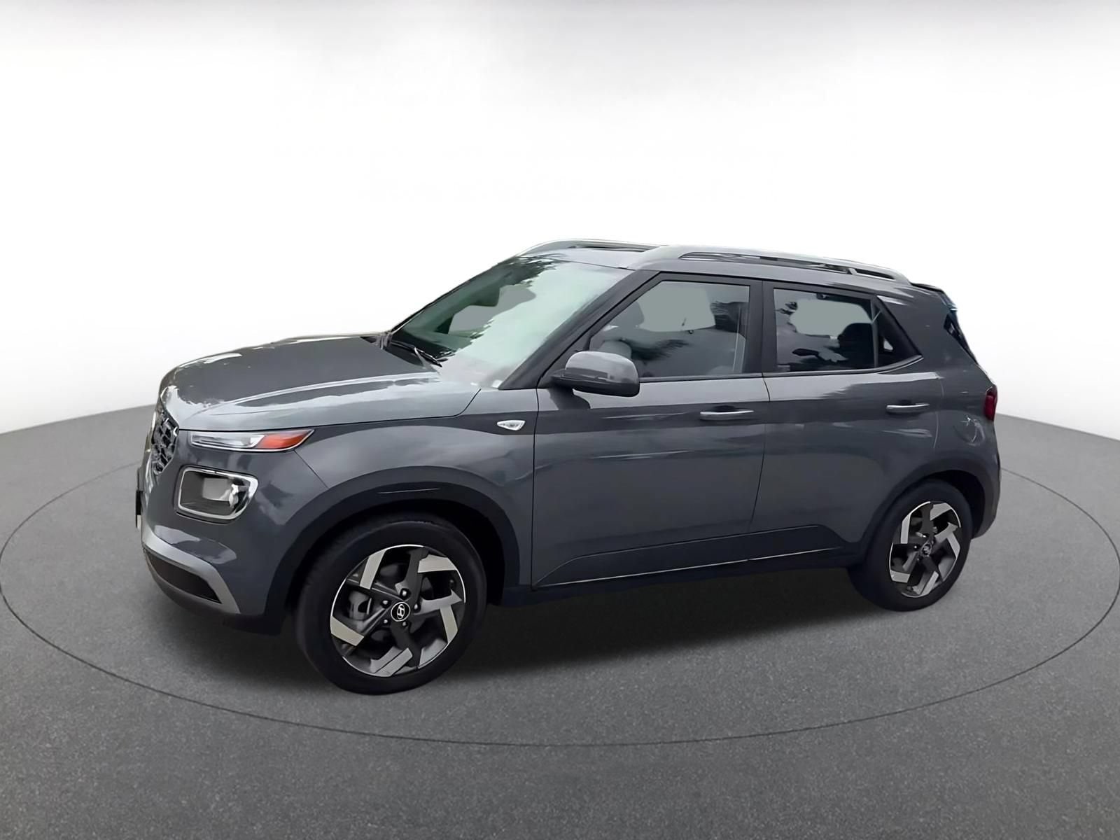 Thumbnail: 2025 Hyundai Venue - 7