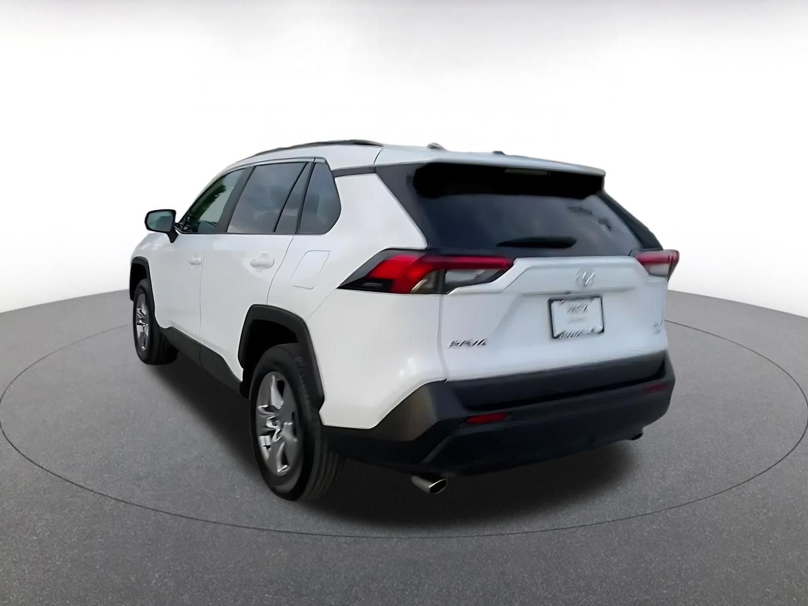 Thumbnail: 2025 Toyota RAV4 - 11