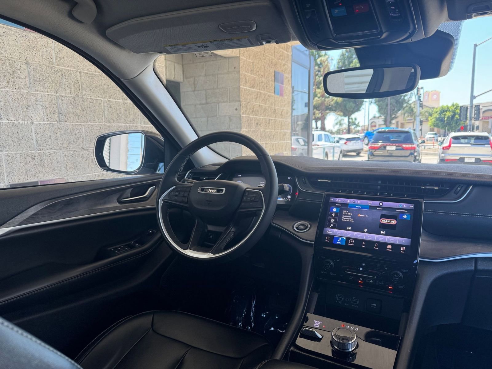 Thumbnail: 2024 Jeep Grand Cherokee - 34