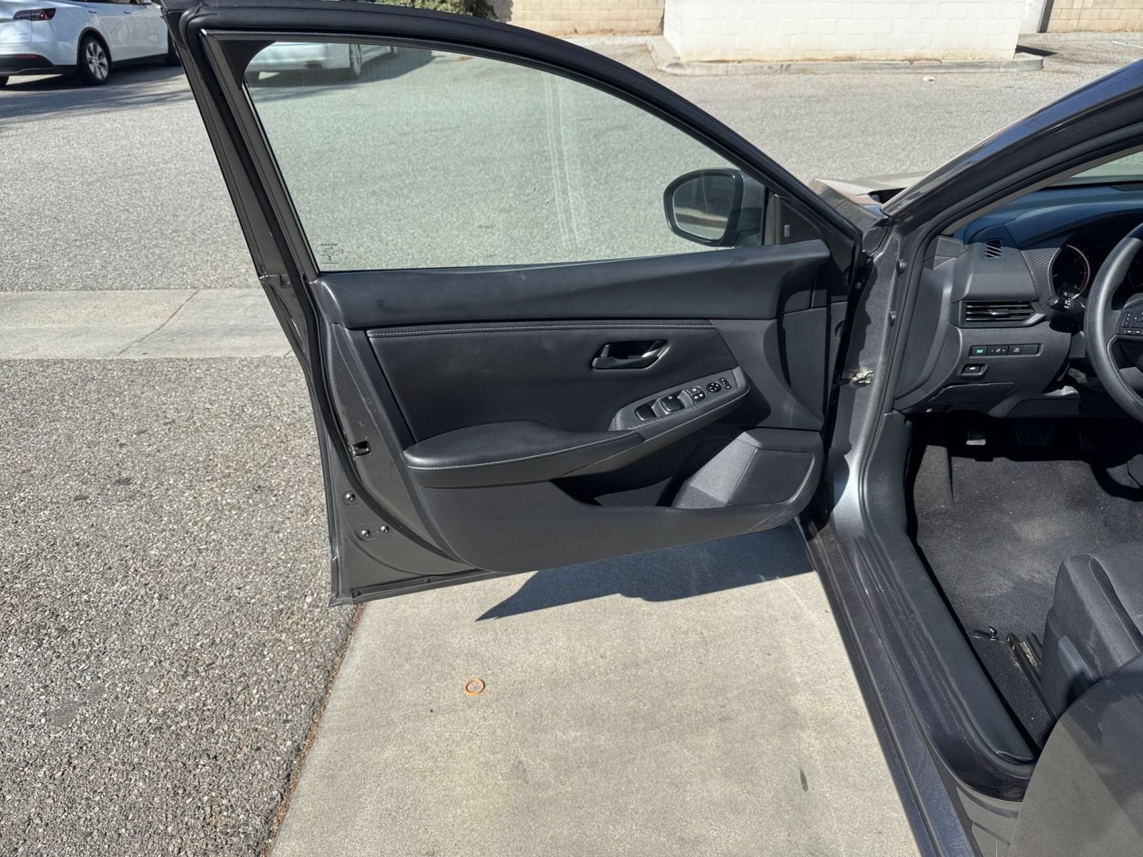 Thumbnail: 2025 Nissan Sentra - 18