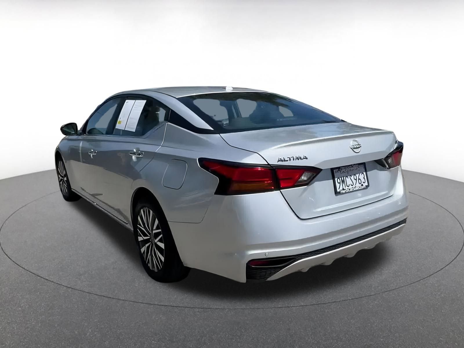 Thumbnail: 2024 Nissan Altima - 11