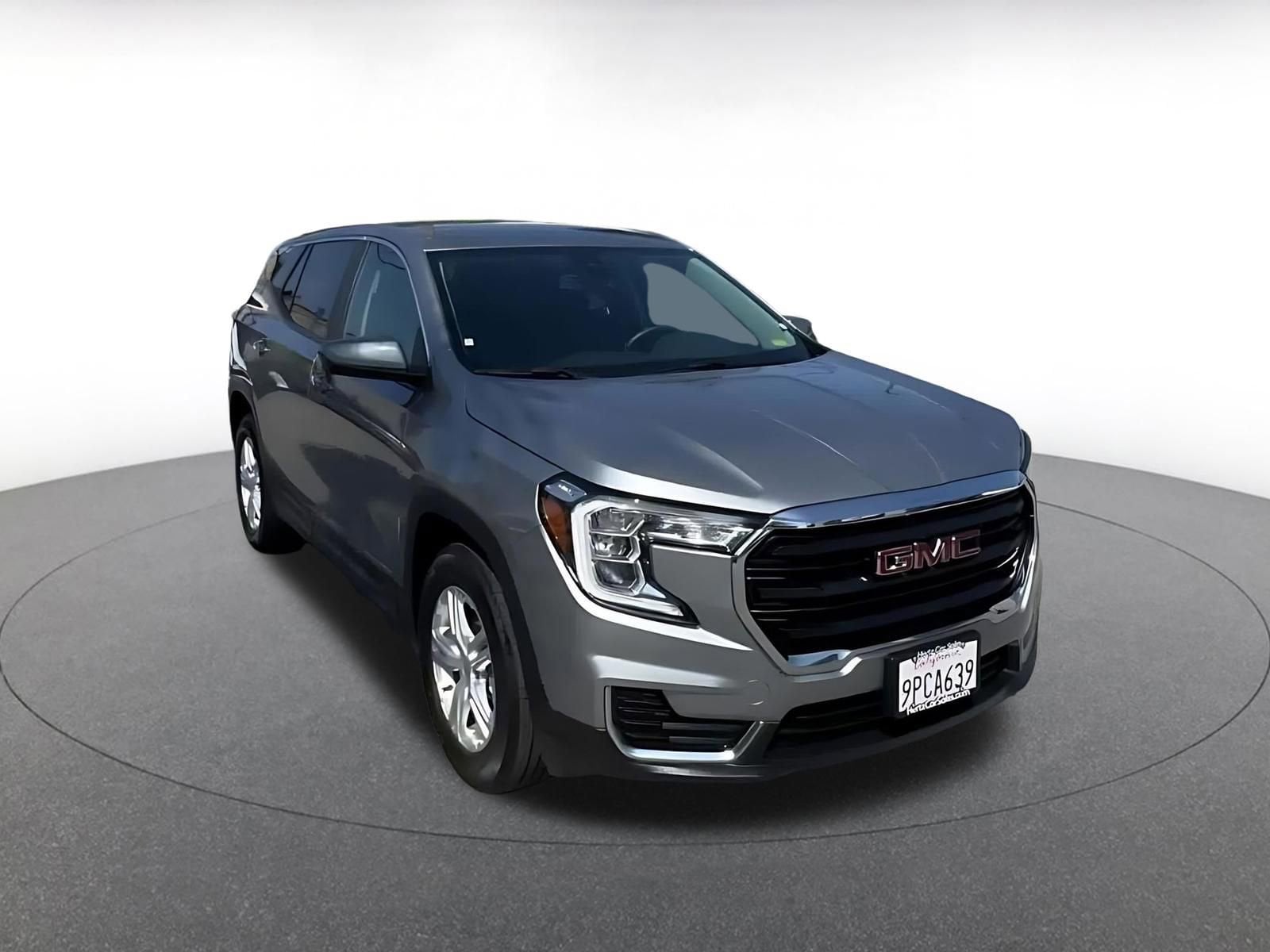 Thumbnail: 2024 GMC Terrain - 3