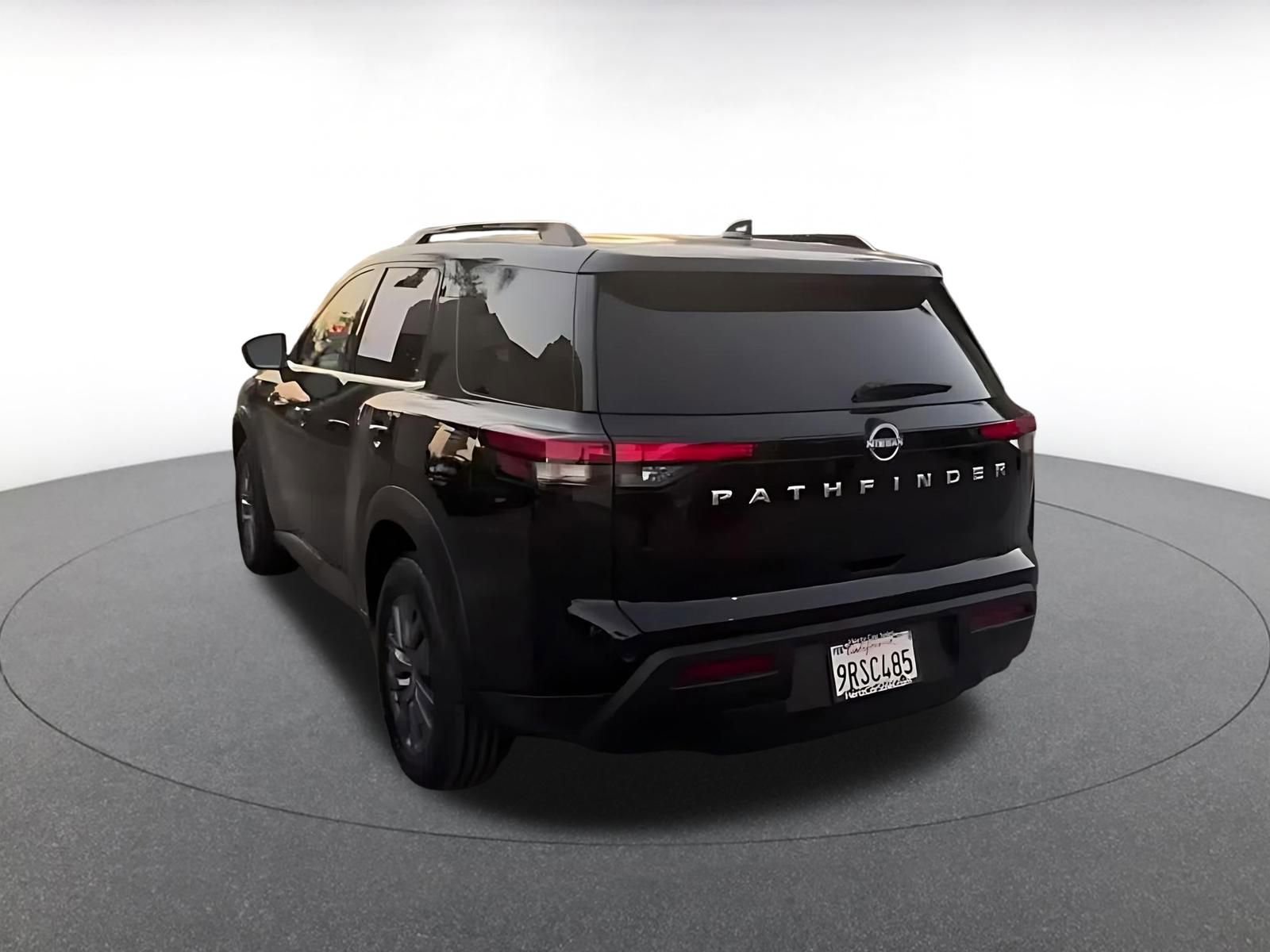 Thumbnail: 2025 Nissan Pathfinder - 11