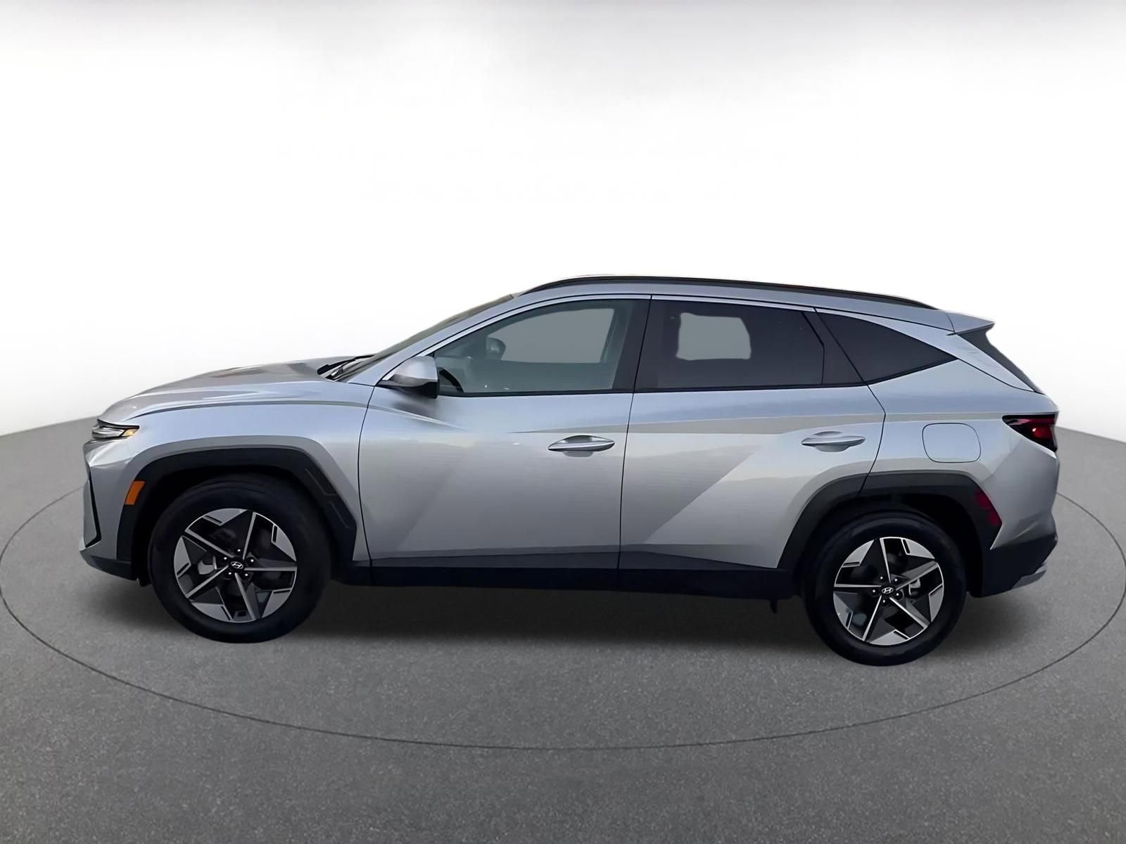 Thumbnail: 2025 Hyundai Tucson - 9