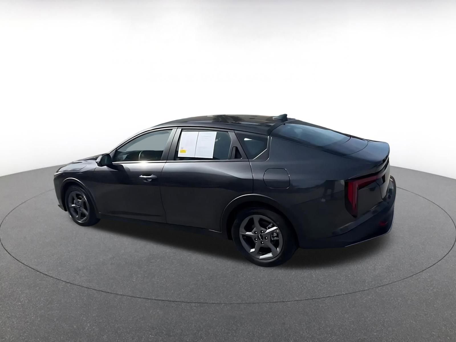 Thumbnail: 2025 Kia K4 - 10