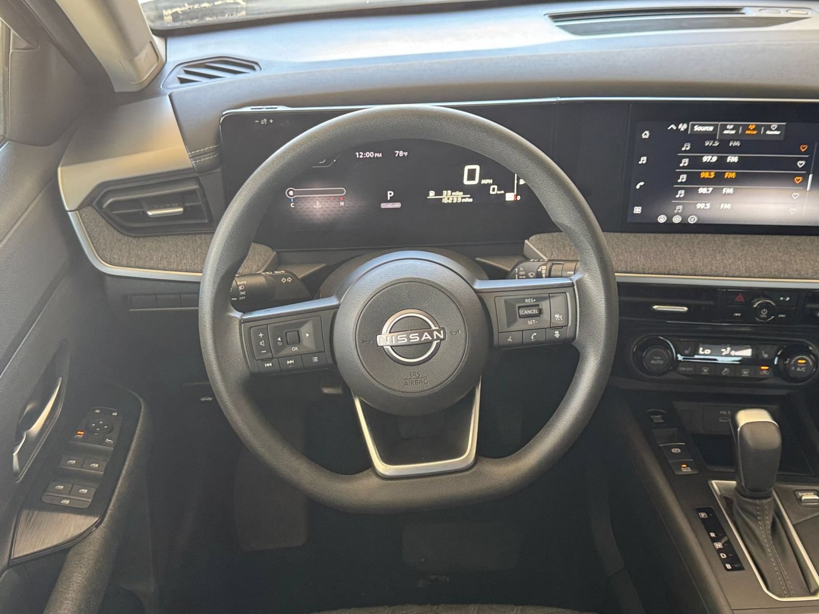 Thumbnail: 2026 Nissan Kicks - 26