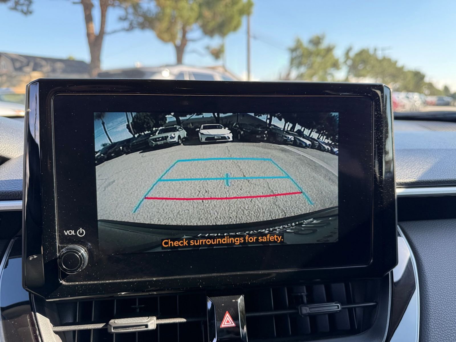 Thumbnail: 2025 Toyota Corolla Cross - 17