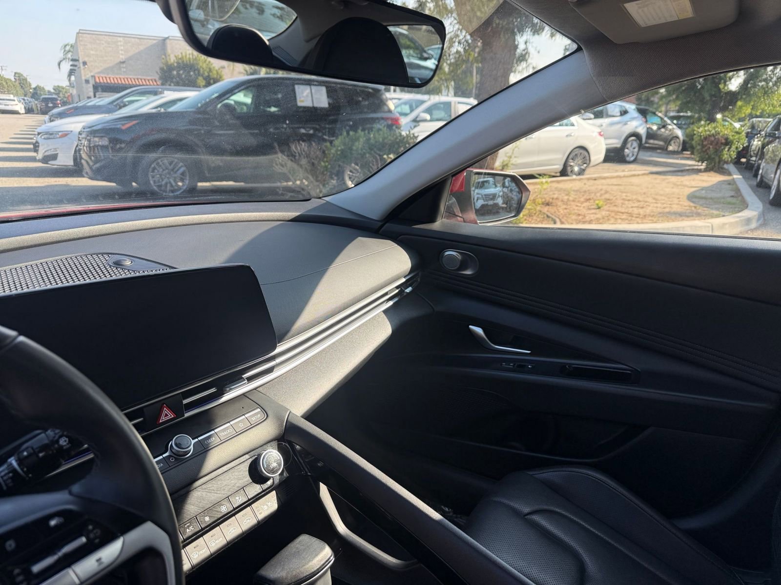 Thumbnail: 2025 Hyundai Elantra - 31