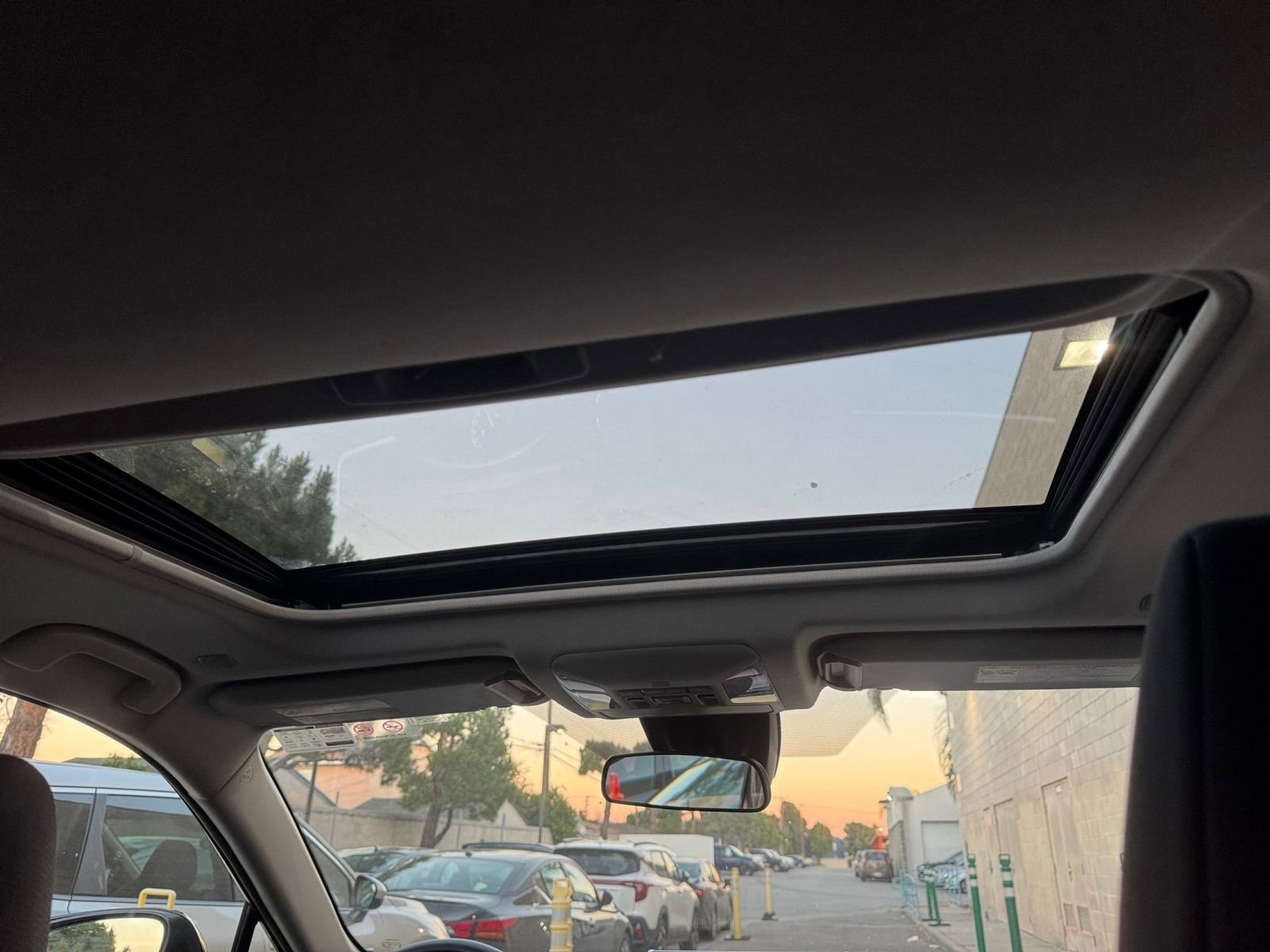 Thumbnail: 2025 Toyota RAV4 - 30