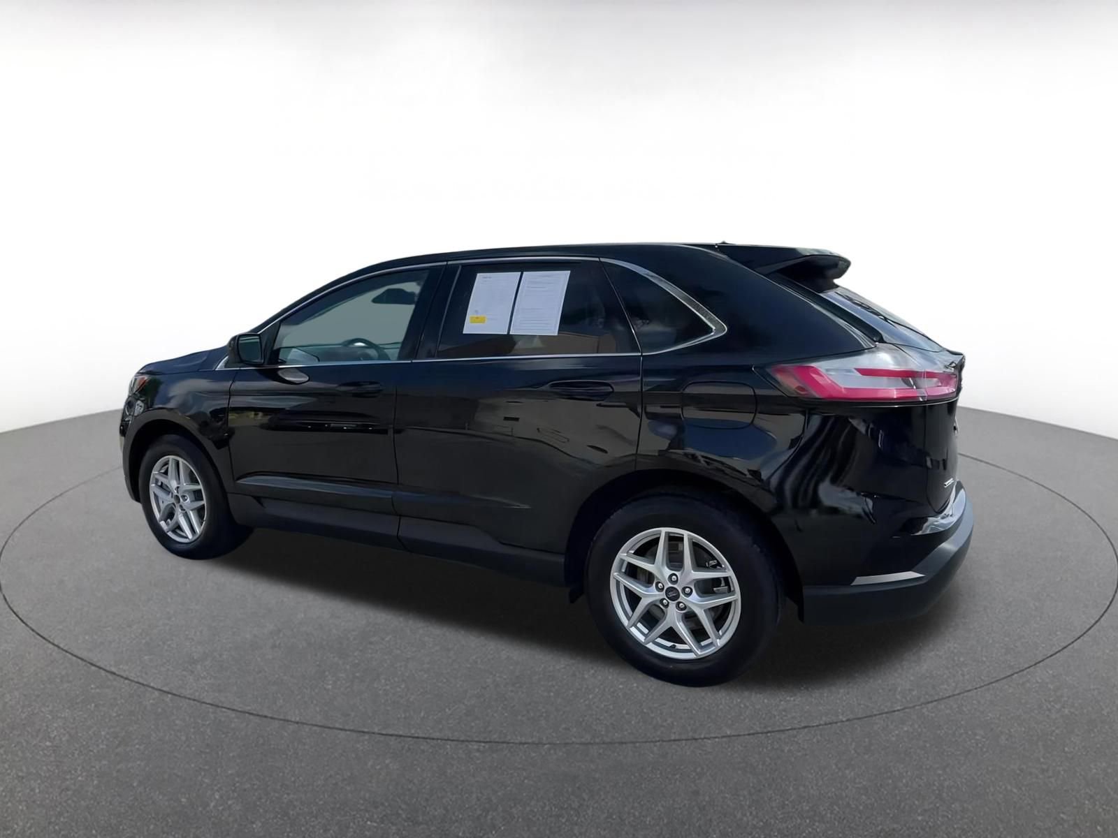 2024 Ford Edge SEL 10