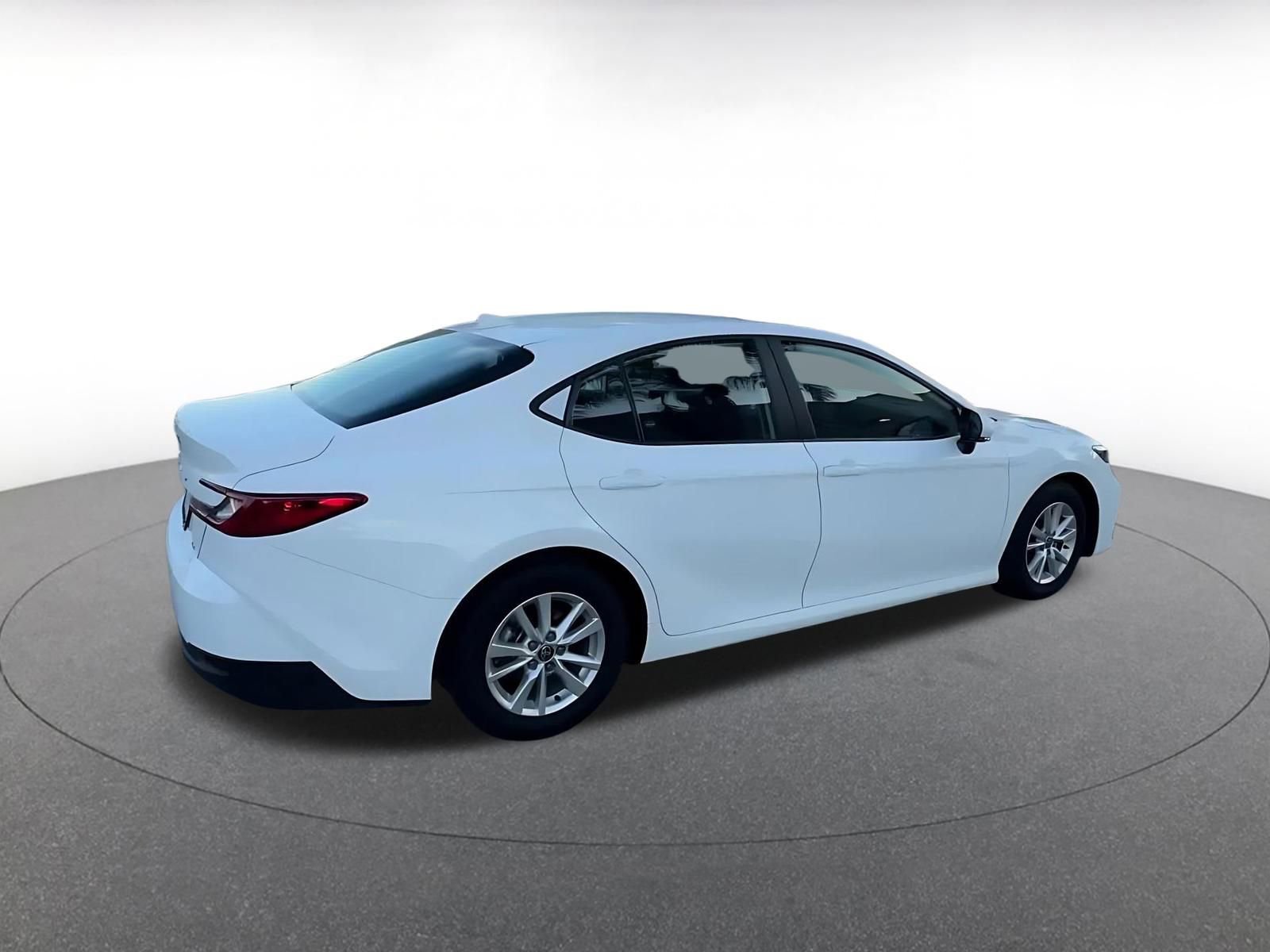 Thumbnail: 2025 Toyota Camry - 15