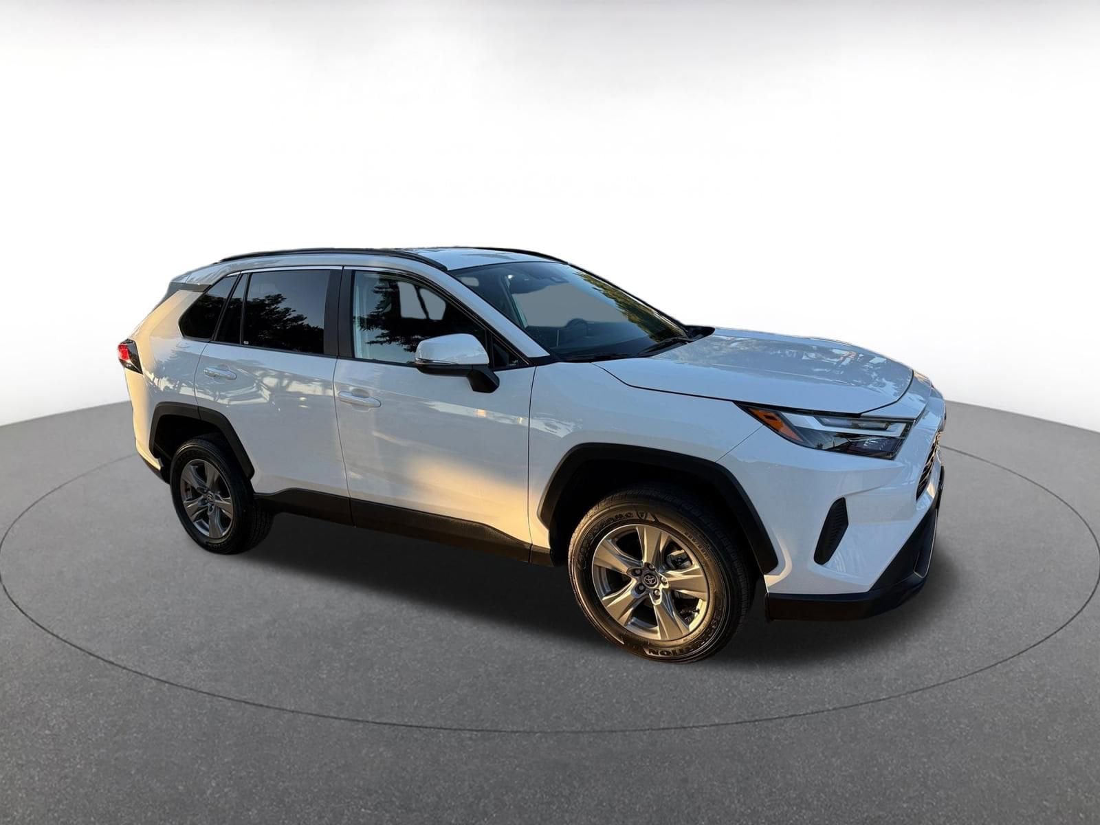 Thumbnail: 2025 Toyota RAV4 - 1