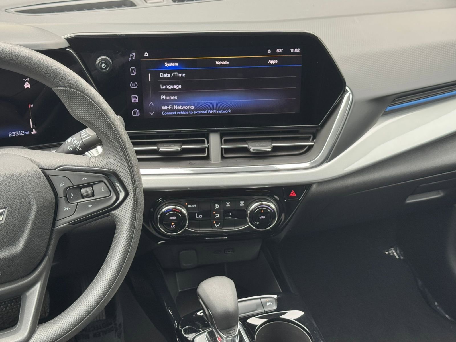 Thumbnail: 2025 Chevrolet Trax - 21