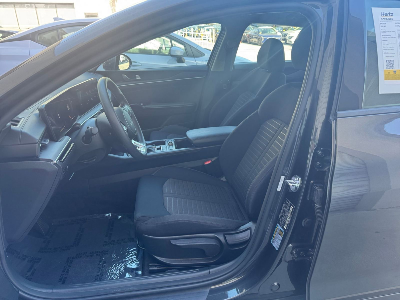 Thumbnail: 2025 Kia K5 - 27