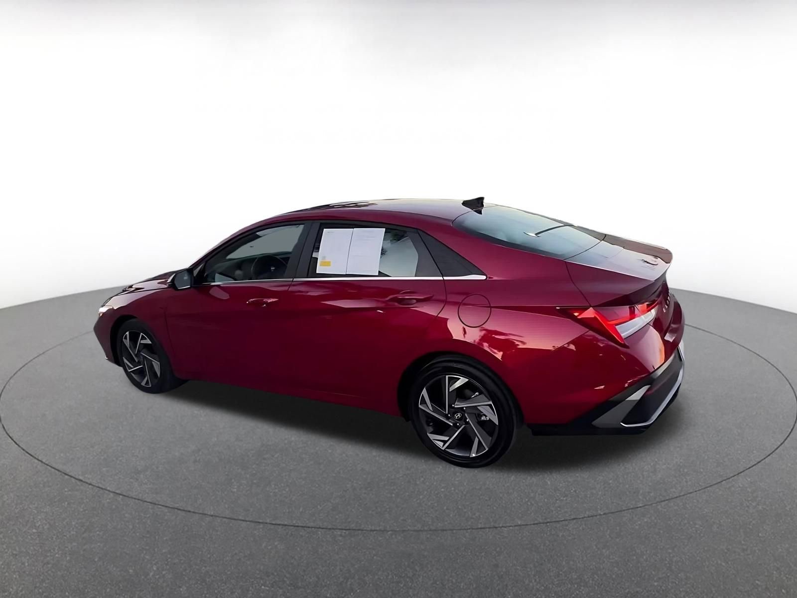 Thumbnail: 2025 Hyundai Elantra - 10