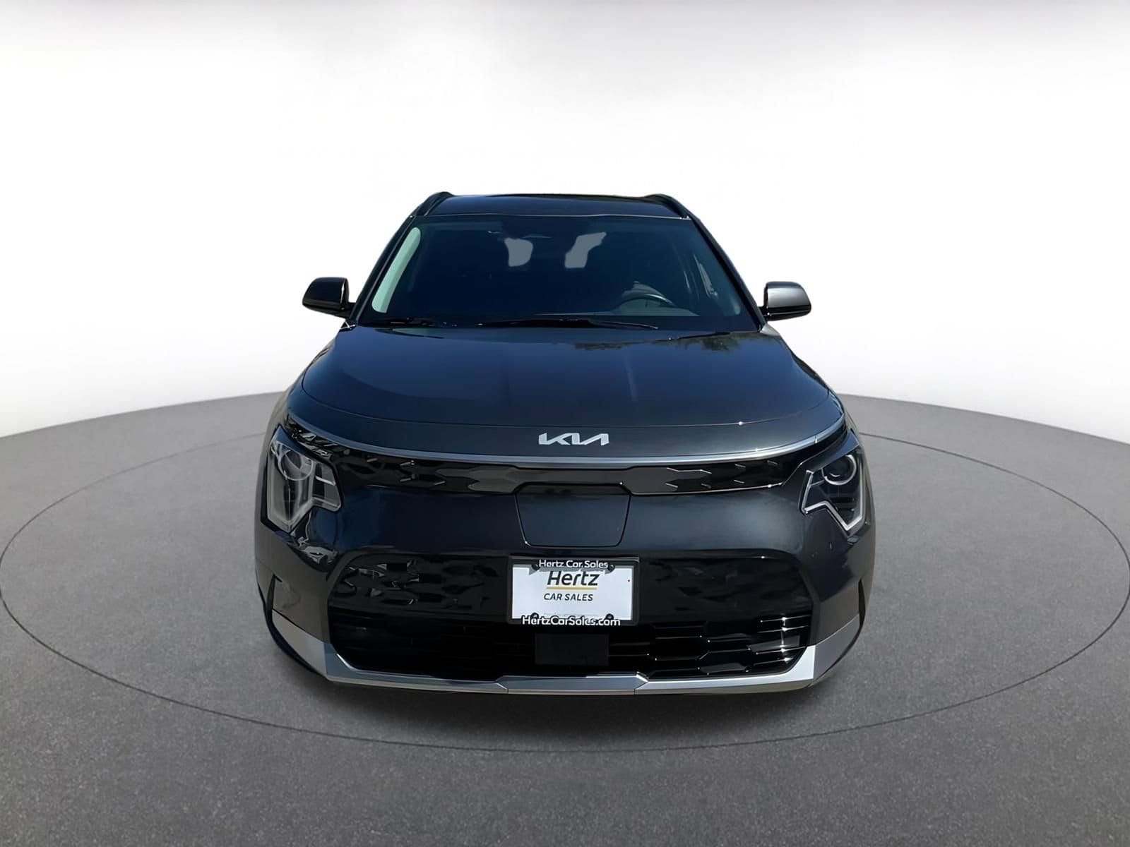 Thumbnail: 2023 Kia Niro - 5