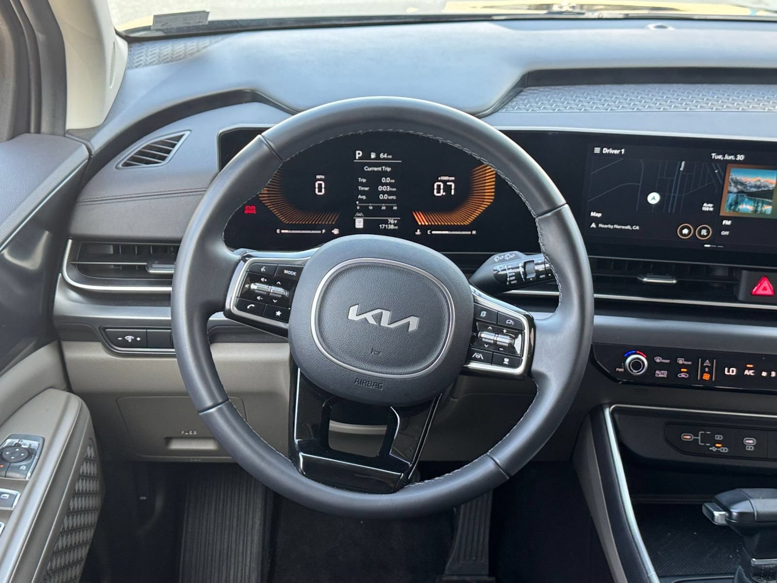 Thumbnail: 2026 Kia Carnival - 30