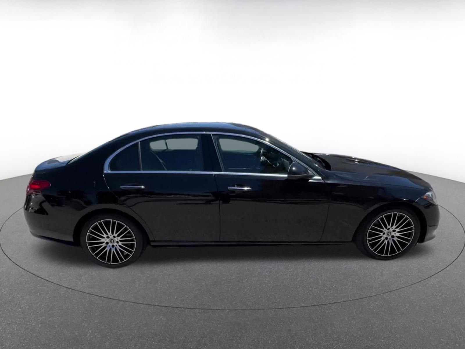Thumbnail: 2024 Mercedes-Benz C-Class - 16
