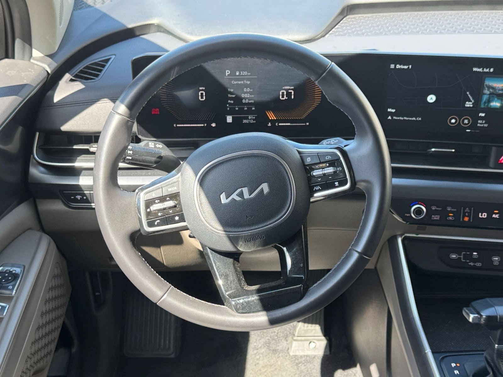 Thumbnail: 2026 Kia Carnival - 25