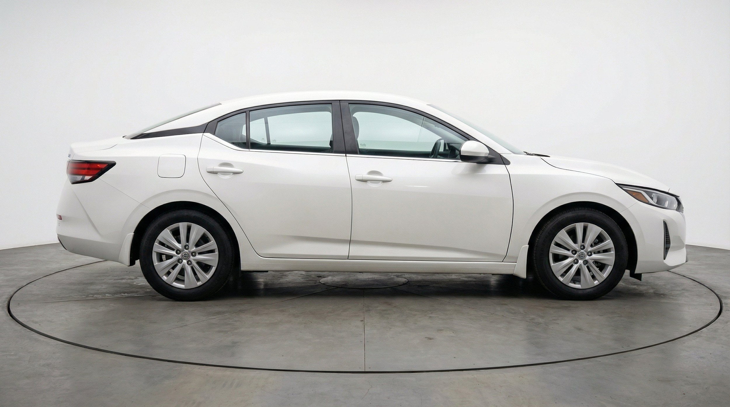 Thumbnail: 2025 Nissan Sentra - 14