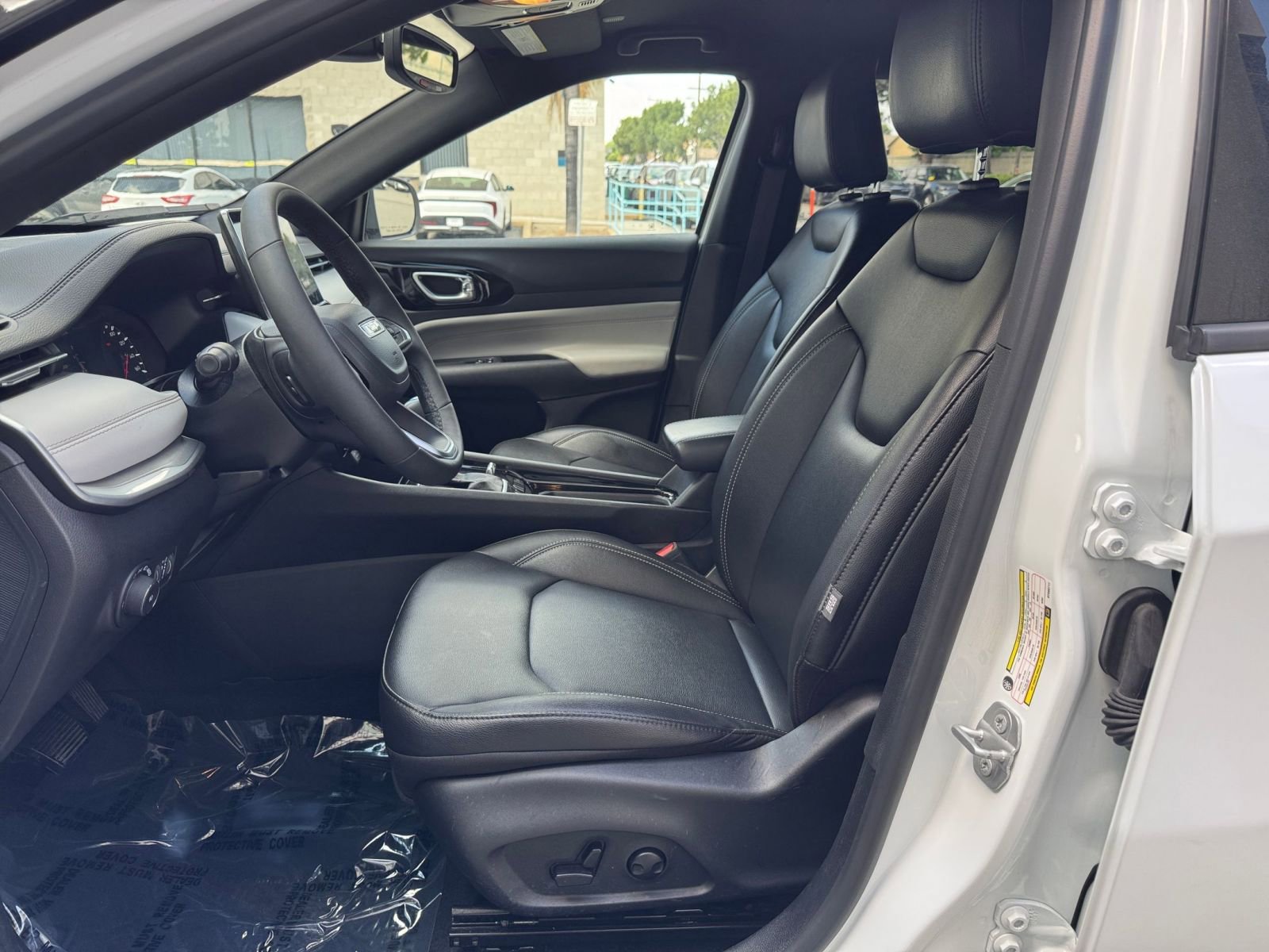 Thumbnail: 2025 Jeep Compass - 28