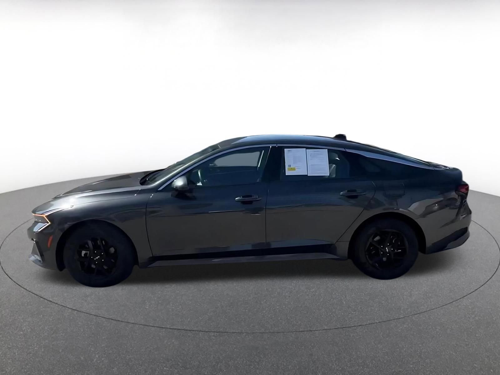 Thumbnail: 2025 Kia K5 - 10