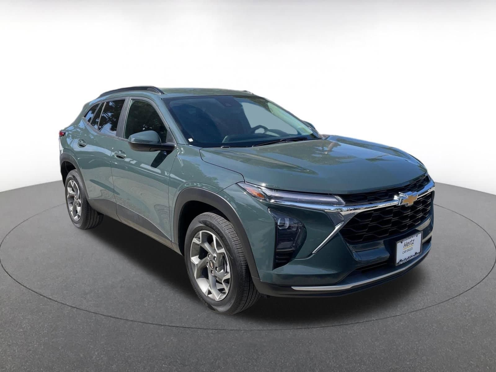 Thumbnail: 2025 Chevrolet Trax - 1