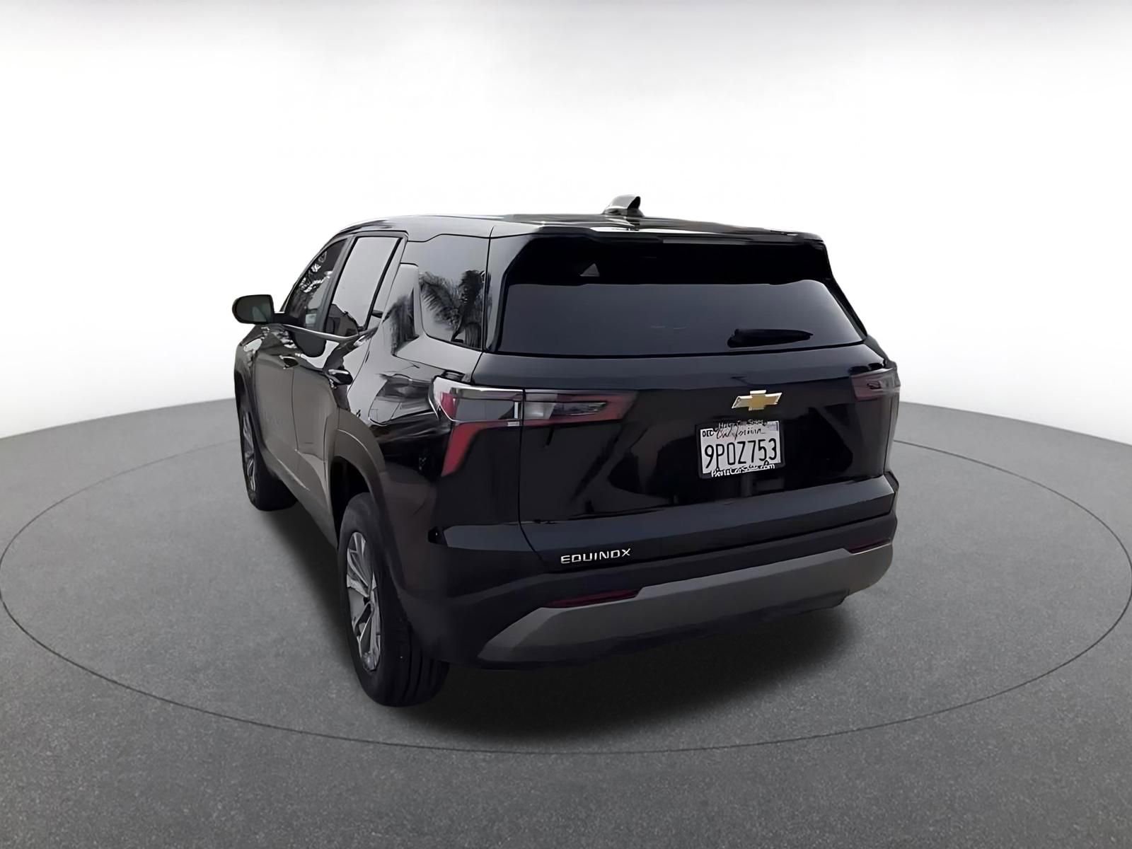 Thumbnail: 2025 Chevrolet Equinox - 10